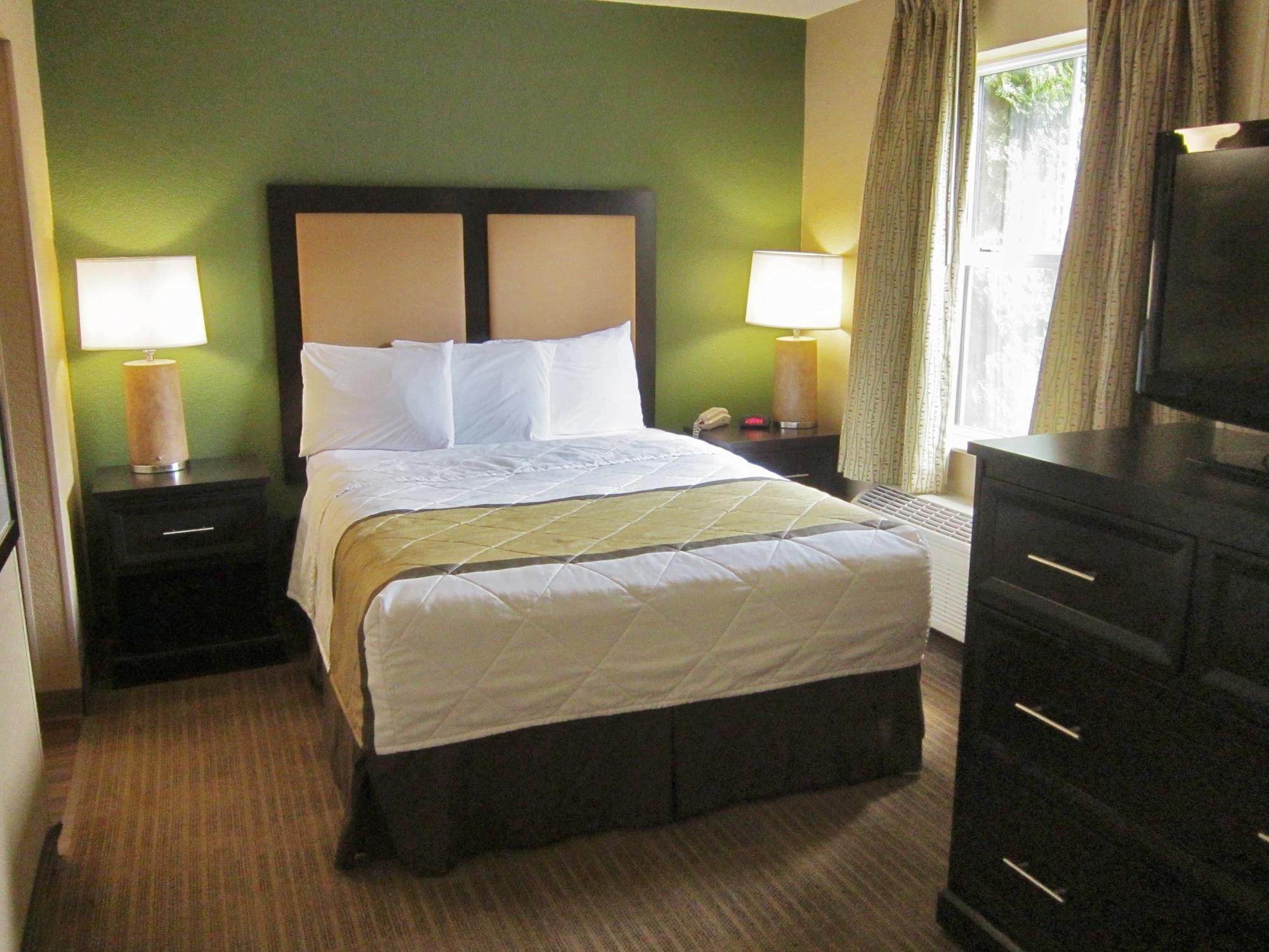Extended Stay America Suites - Detroit - Novi - Orchard Hill Place Northville Buitenkant foto