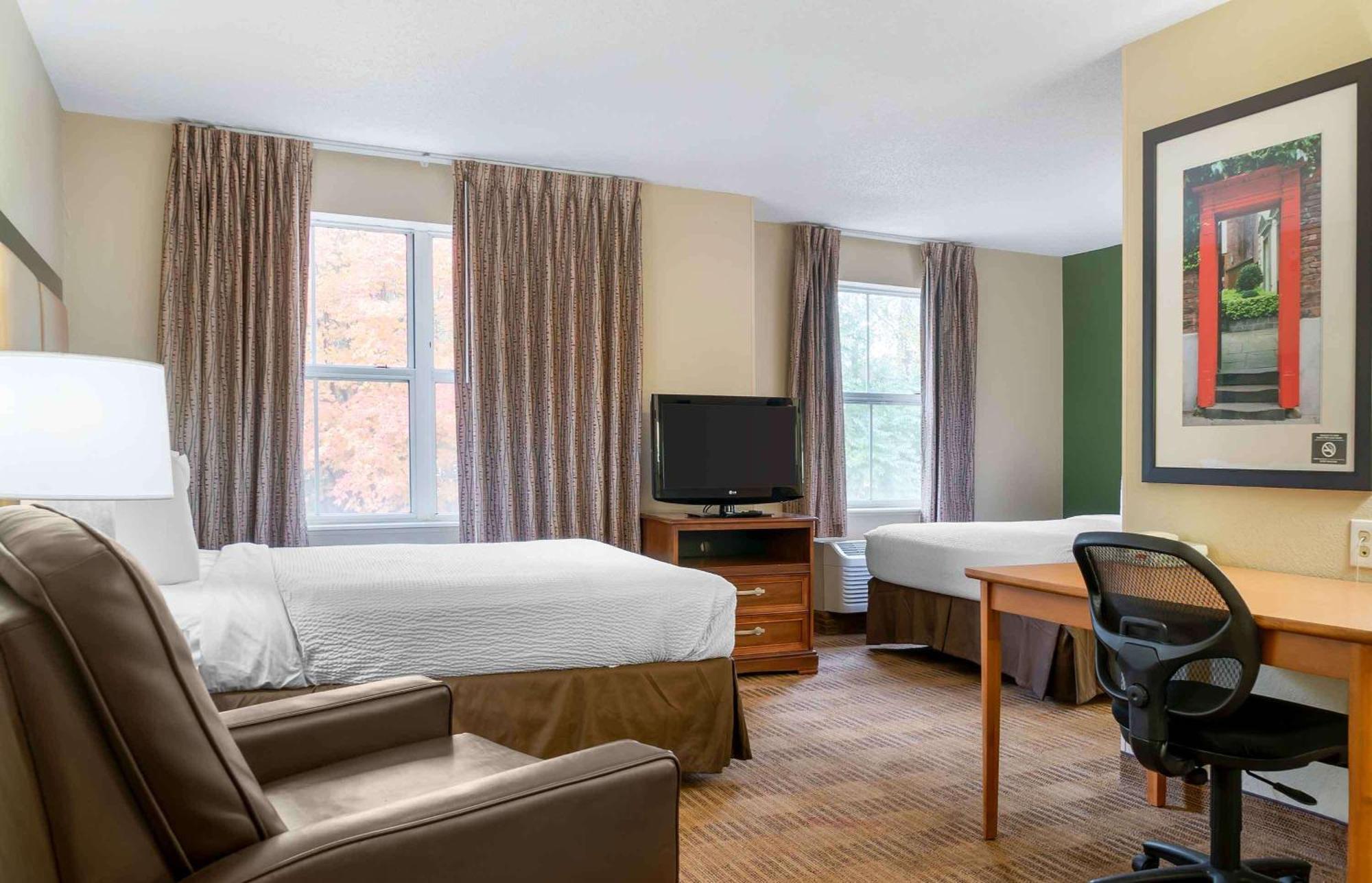 Extended Stay America Suites - Detroit - Novi - Orchard Hill Place Northville Buitenkant foto