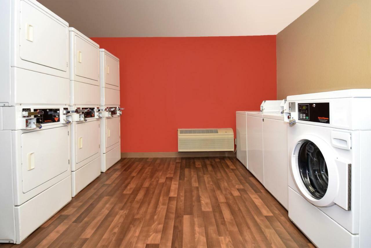 Extended Stay America Suites - Detroit - Novi - Orchard Hill Place Northville Buitenkant foto